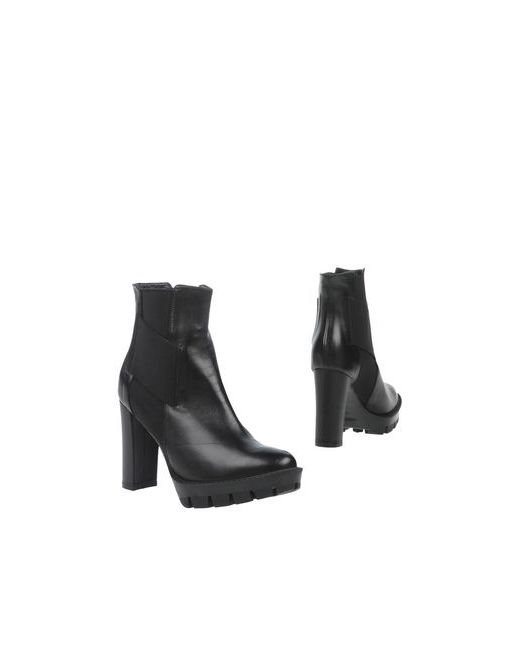 By A. BY A. FOOTWEAR Ankle boots on